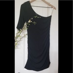 Guess one sleeve dress